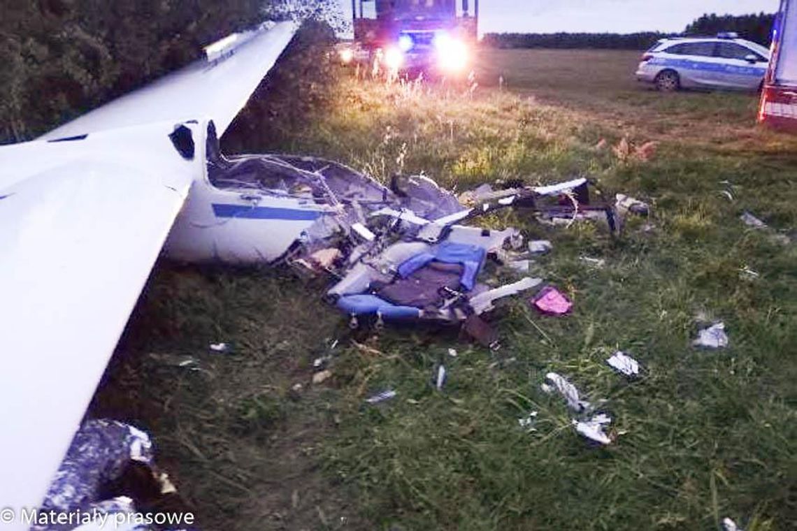 Wypadek szybowca w Laszkach. Pilot w szpitalu