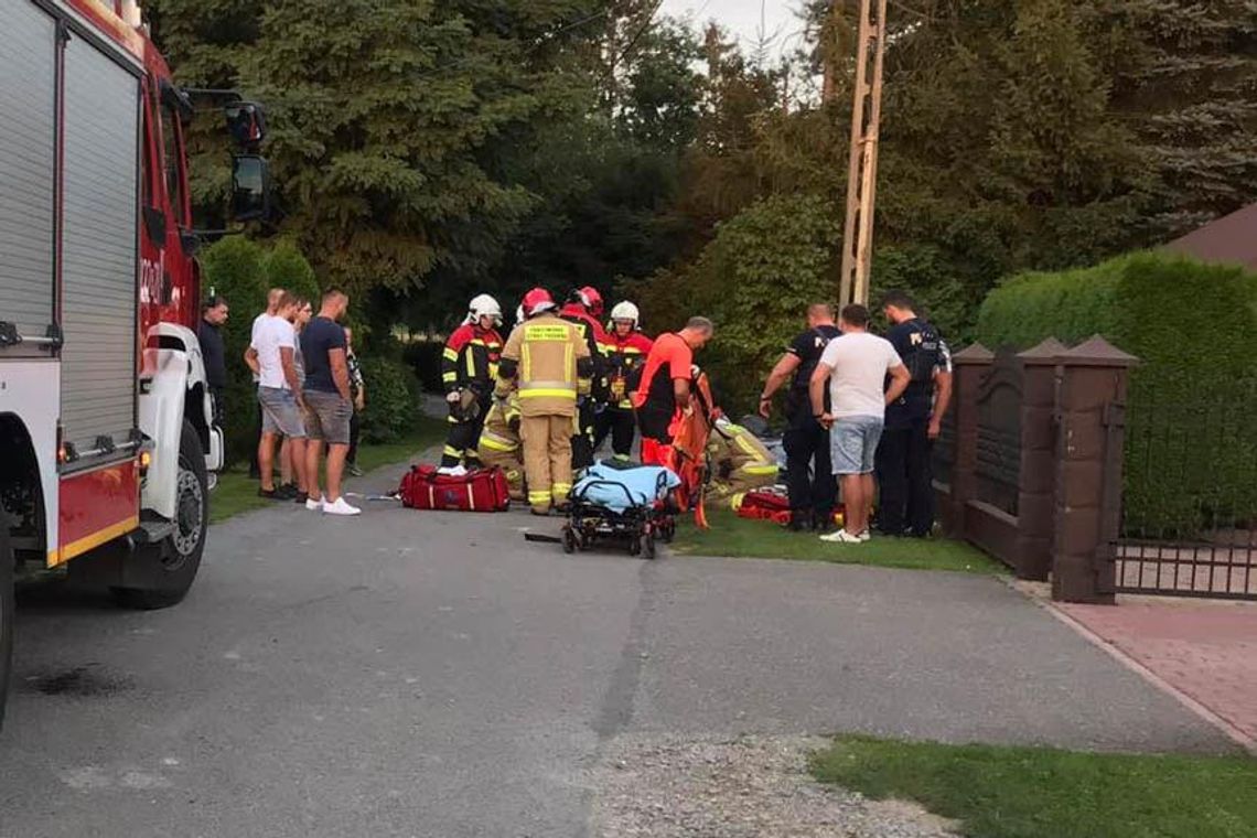 Wypadek w Boguchwale. Pijany motocyklista uderzył w latarnie [FOTO]