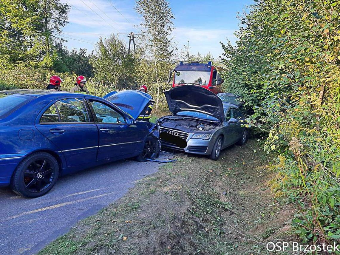 Wypadek w Januszkowicach. Zderzyły się dwa auta