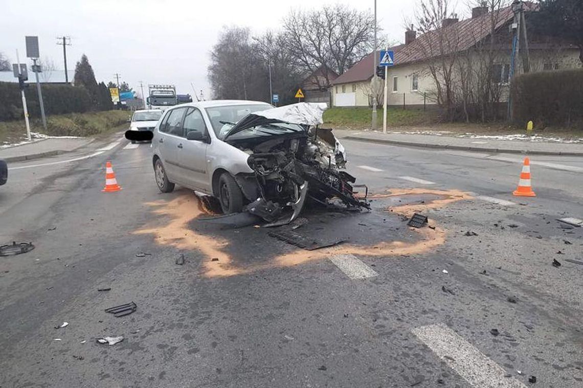 Wypadek w Trzebownisku. Zderzenie auta osobowego z ciężarowym