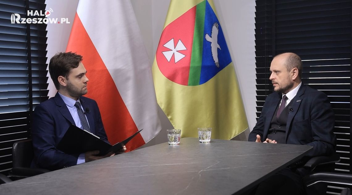 Wywiad z Wójtem Gminy Trzebownisko: miał być szpital kliniczny, jest otwarty urząd, będzie żłobek i telewizja dr Krystian Propola, dr Sławomir Porada