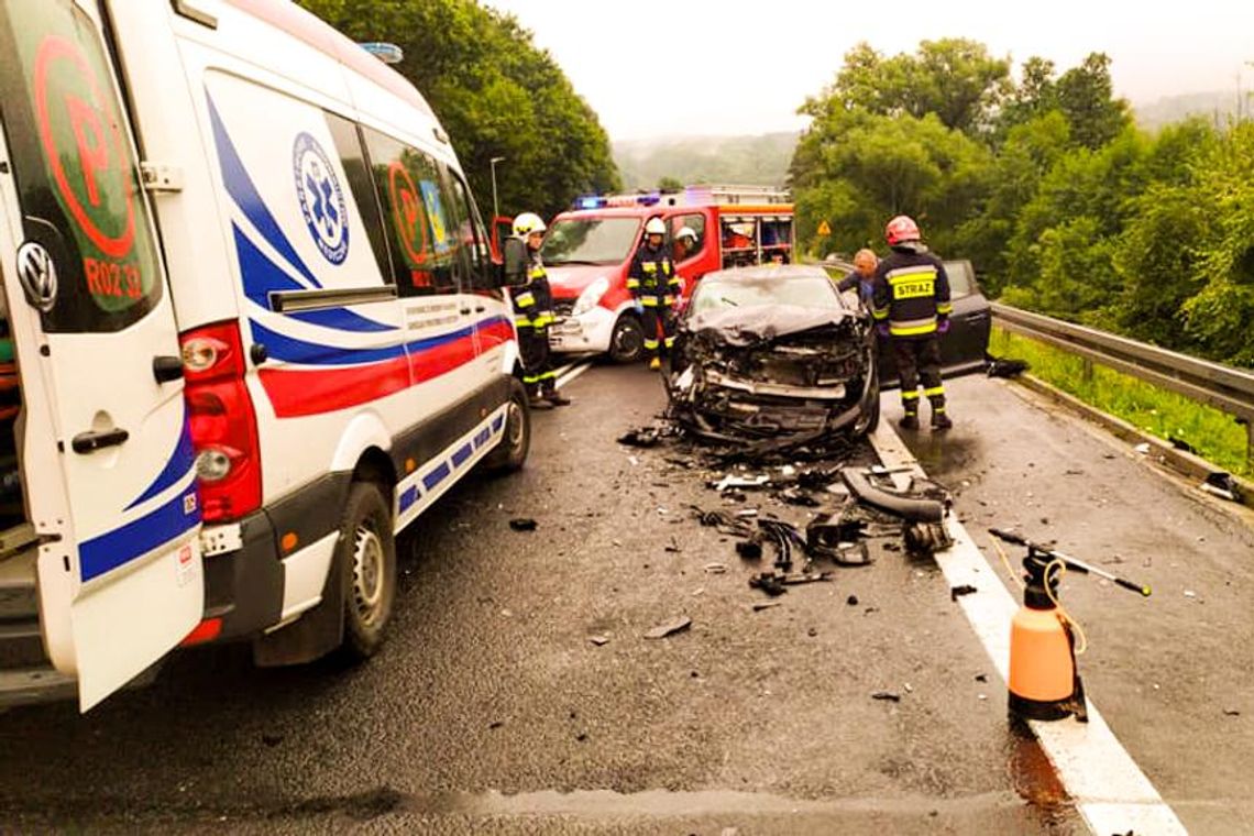 Wyżne. Zdarzenie dwóch pojazdów droga zablokowana!