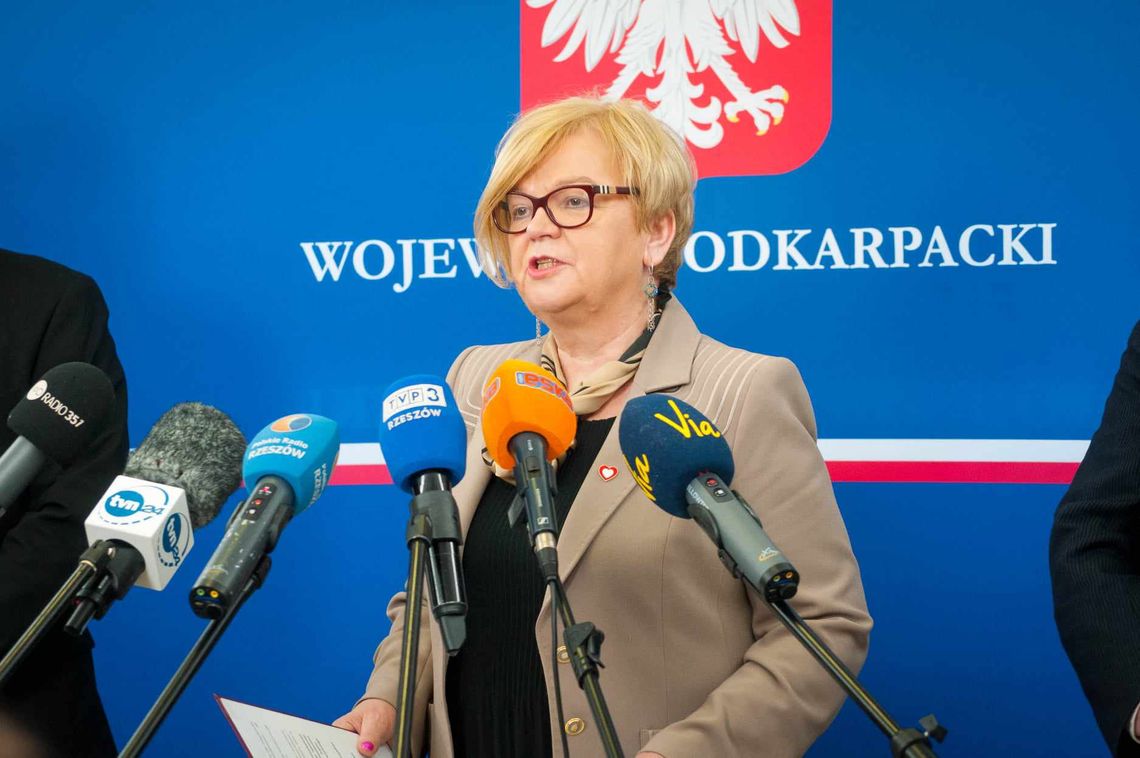 Zamieszanie w Podkarpackim Urzędzie Wojewódzkim. PUW odpowiada na pytania Halo Rzeszów Zamieszanie w Podkarpackim Urzędzie Wojewódzkim. PUW odpowiada na pytania Halo Rzeszów