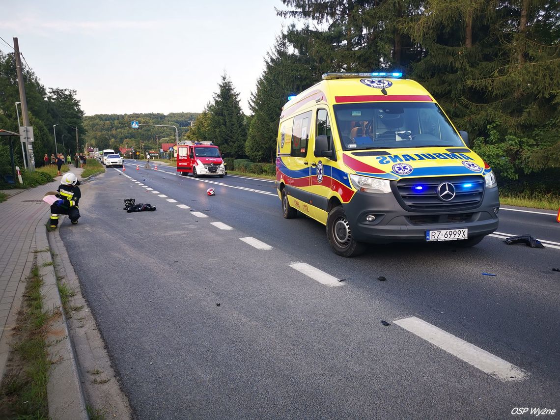 Zderzenie motocyklistki z sarną w Wyżnem. Droga krajowa nr 19 zablokowana [ZDJĘCIA]