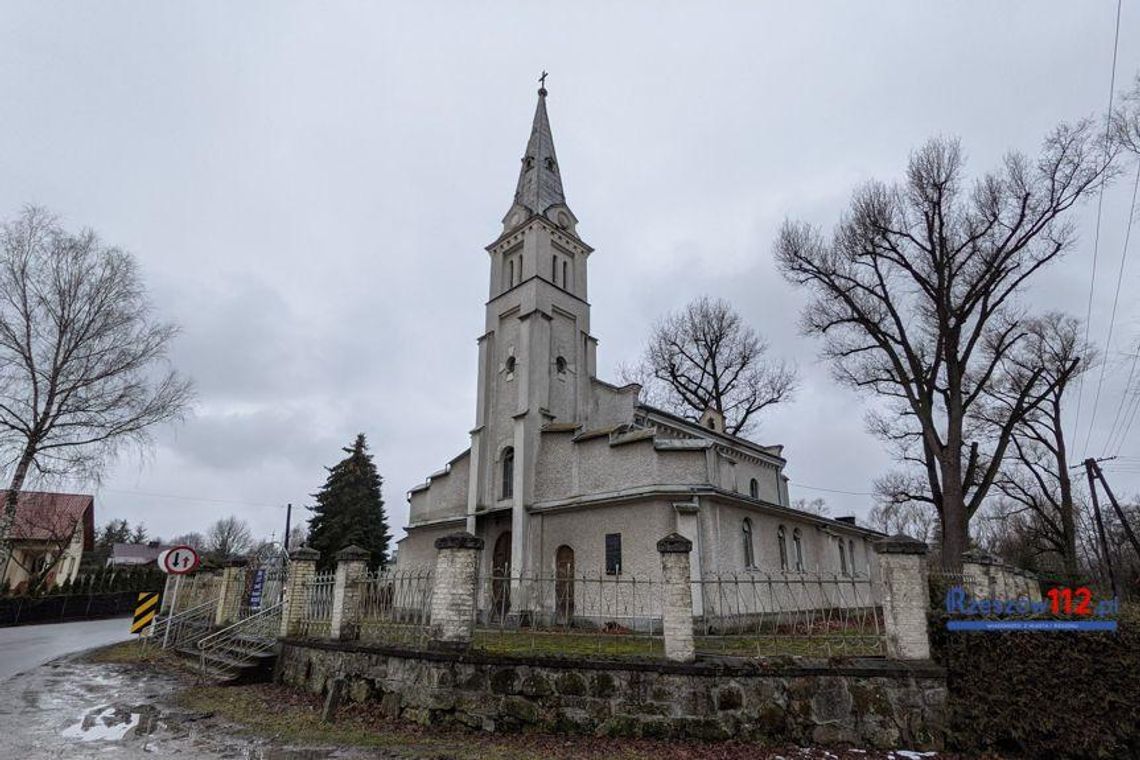 Zdewastowali kościół na Budziwoju. Wystawiono akt oskarżenia