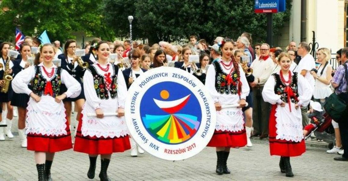Zespoły folklorystyczne z trzech kontynentów przybędą w lipcu na festiwal polonijny