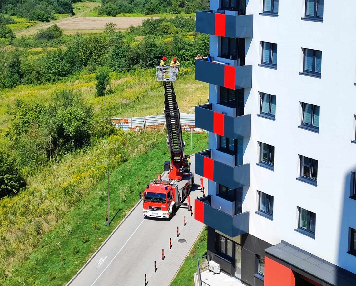 Zwłoki ok. 30-letniego mężczyzny w mieszkaniu na Bałtyckiej w Rzeszowie