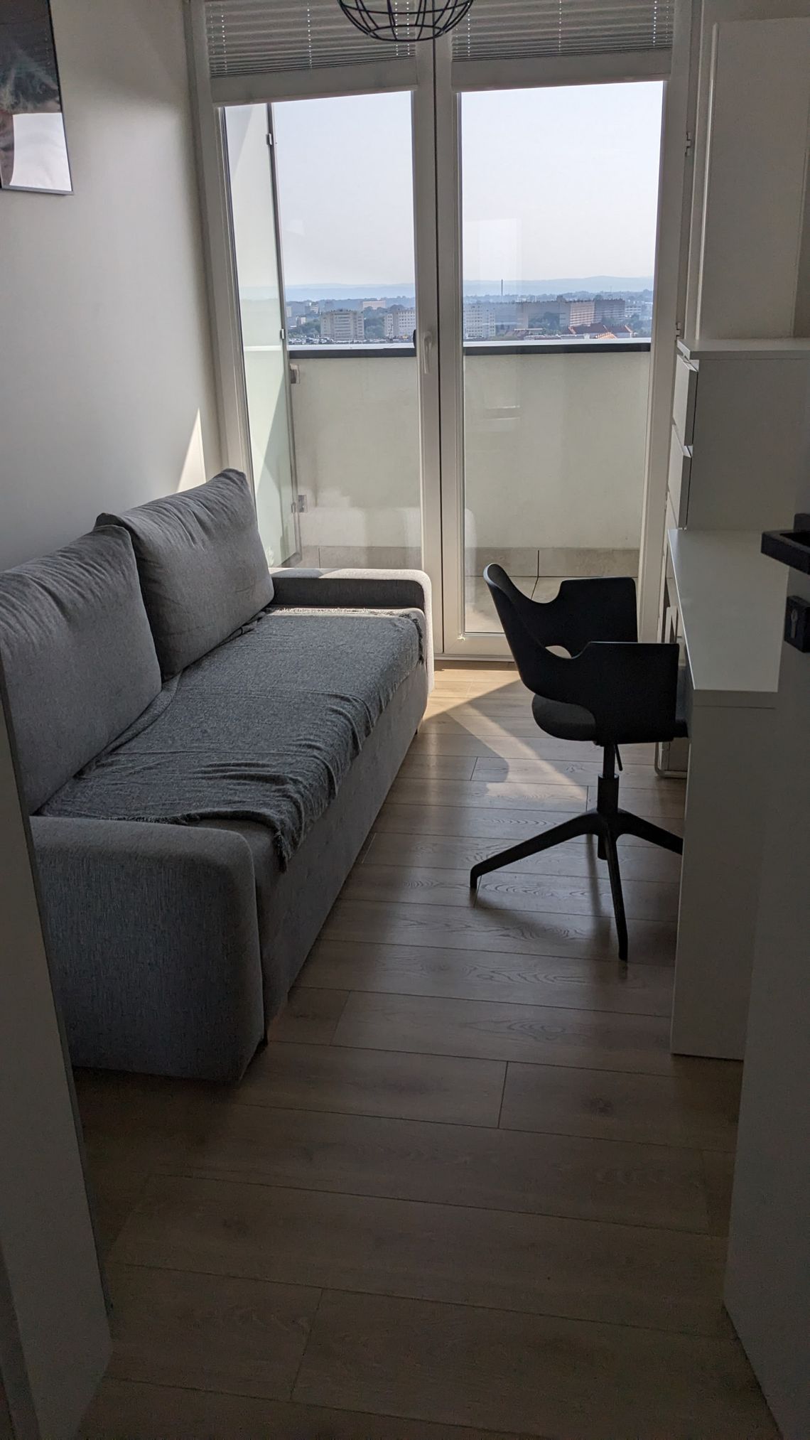 Lubelska, Skyres, pokój z klimą