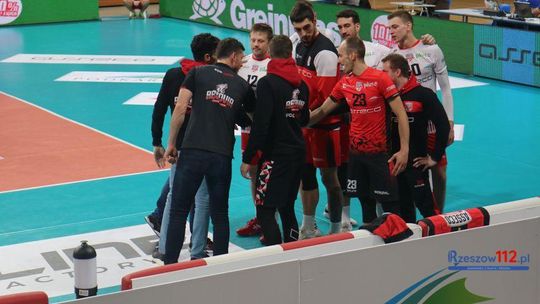 Asseco Resovia wygrywa 3:0 Czarnymi Radom