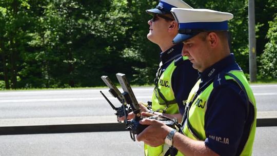 Podkarpaccy policjanci dronem będą walczyć z piratami drogowymi