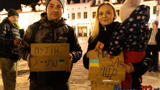 Rzeszów. Manifestacja na Rynku jako wyraz solidarności z Ukrainą