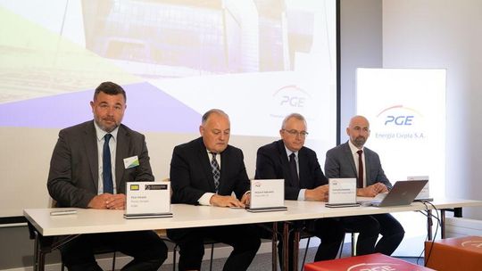 Wmurowanie aktu erekcyjnego pod budowę II linii technologicznej ITPOE w Rzeszowie