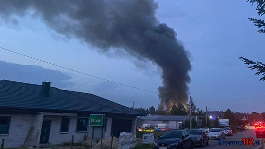 Pożar hali Prohurt w Strażowie