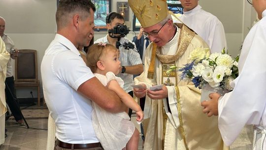 Poświęcenie nowego kościoła w Rzeszowie na os. Drabinianka [ZDJĘCIA]