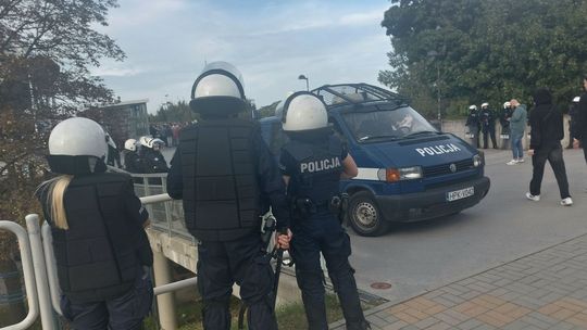 Resovia – Lech Poznań. Działania policji [ZDJĘCIA]