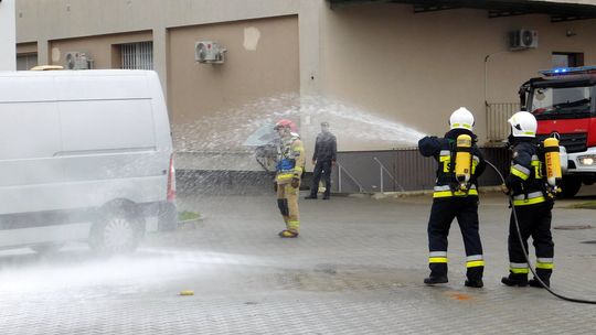 Ćwiczenia na terenie Zakładu Karnego w Rzeszowie [ZDJĘCIA]