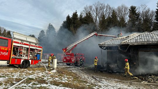 Pożar domu w Połomi [ZDJĘCIA]