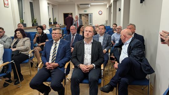 Rzeszów. Wieczór wyborczy zwolenników Karola Nawrockiego w siedzibie PiS [FOTO]