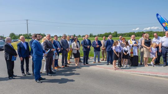 Uroczyste otwarcie mostu na rzece Głęboka w Kamieniu