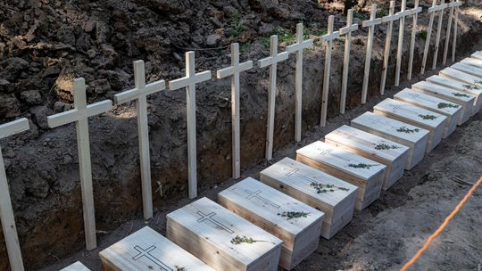 W Puźnikach uroczyście pochowano szczątki polskich ofiar UPA