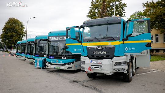 Rzeszowskie MPK: Nowe elektryczne autobusy z infrastrukturą ładowania.