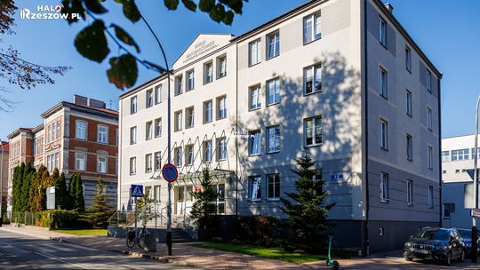 Rzeszowskie Targi Pracy dla osób z niepełnosprawnościami "Urząd Marszałkowski Województwa Podkarpackiego"