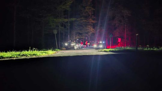 Dziesiątki ratowników, drony i termowizja. Zobacz zdjęcia z poszukiwań 90-latki w lesie