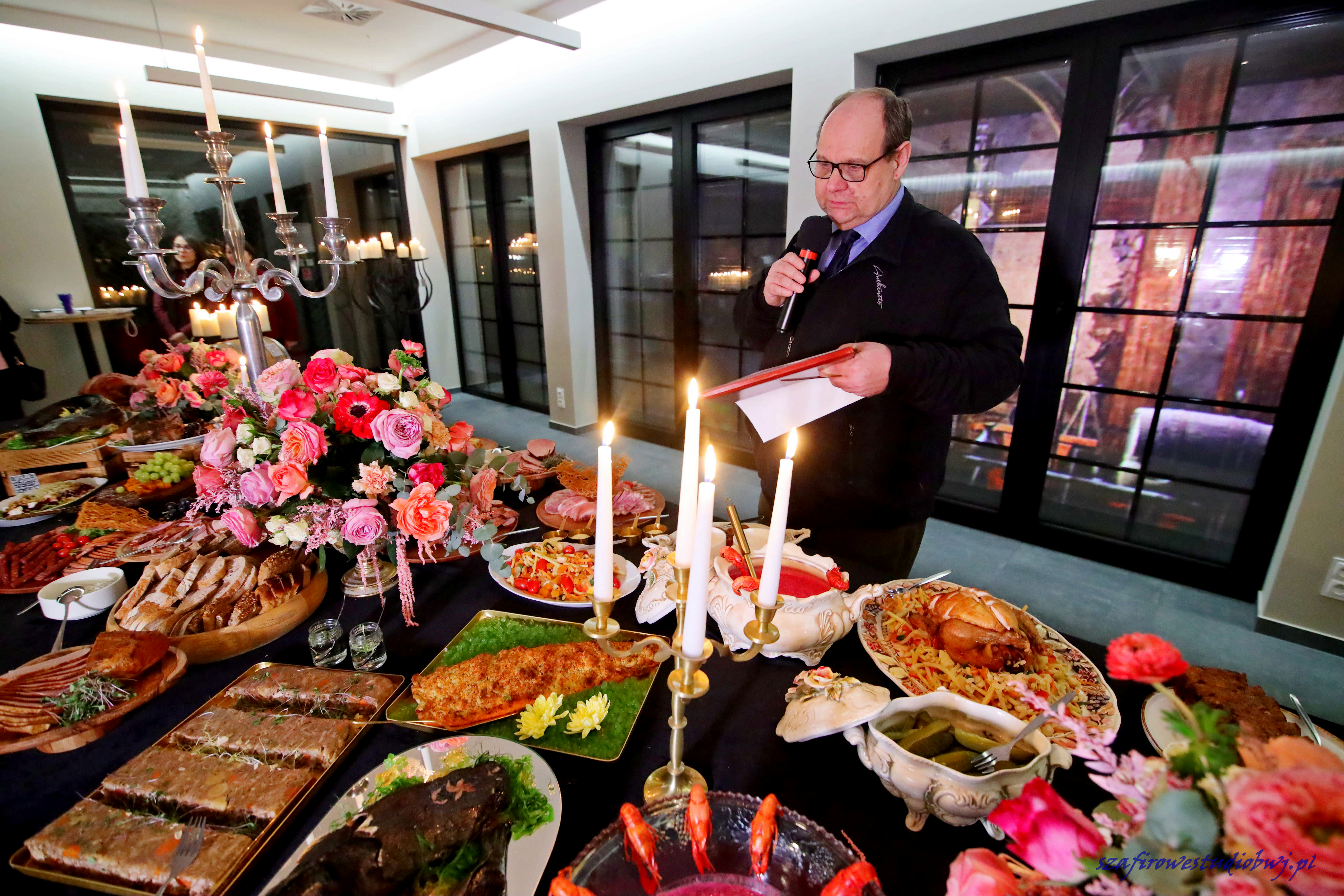 rządcówka Łąka - Trzebownisko - kuchnia dworska - dworski stół