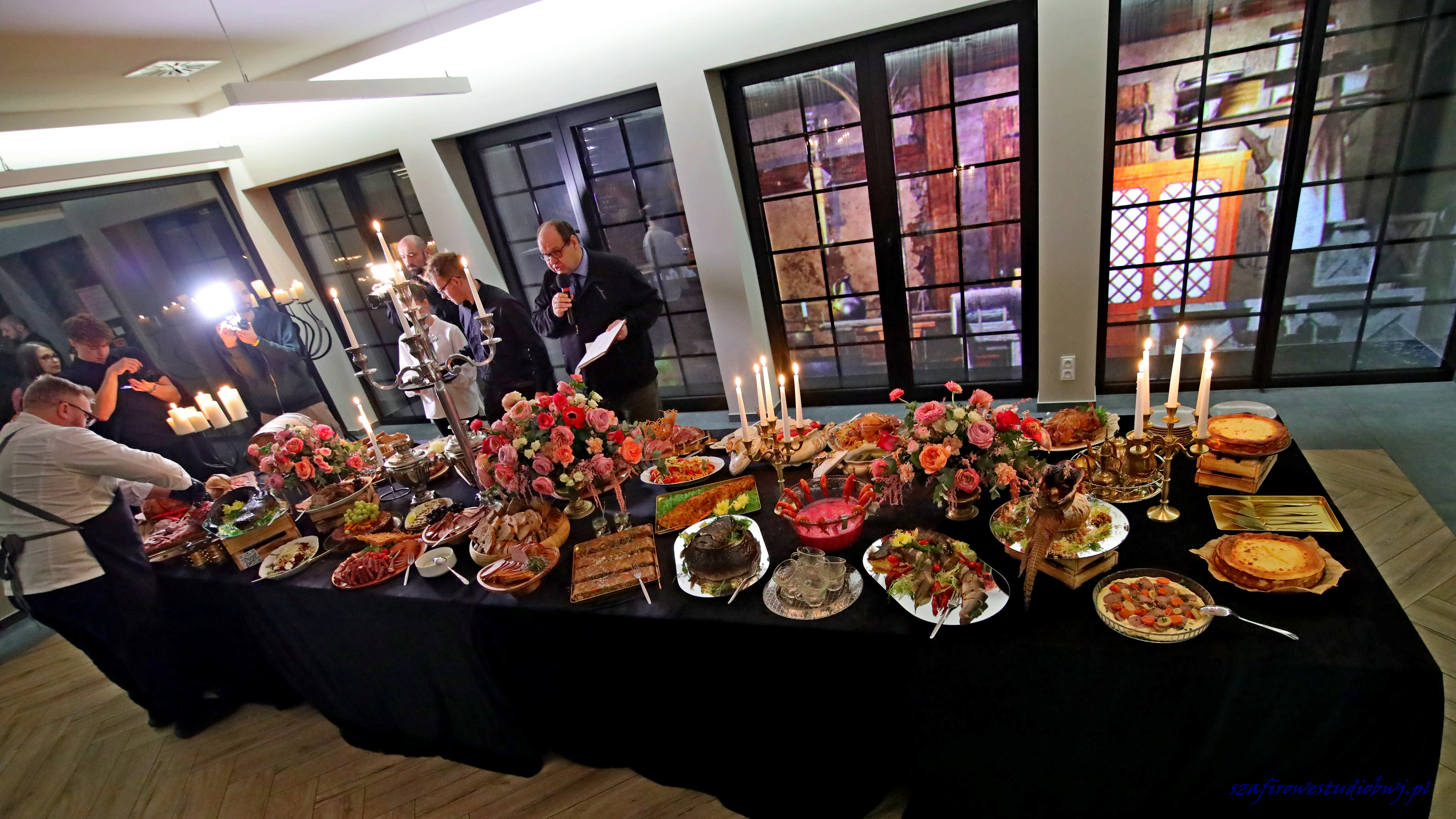 rządcówka Łąka - Trzebownisko - kuchnia dworska - dworski stół