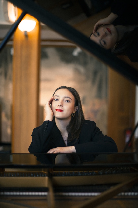 2 Julia Łozowska fot. Zuzanna Winiarska