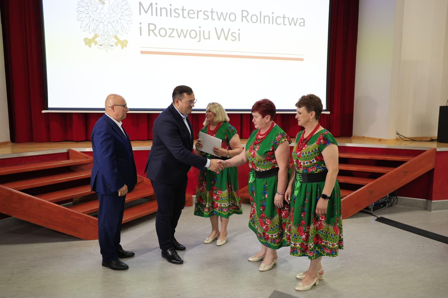 Stefan Krajewski, Adam Dziedzic, aktywna wieś, podkarpacie