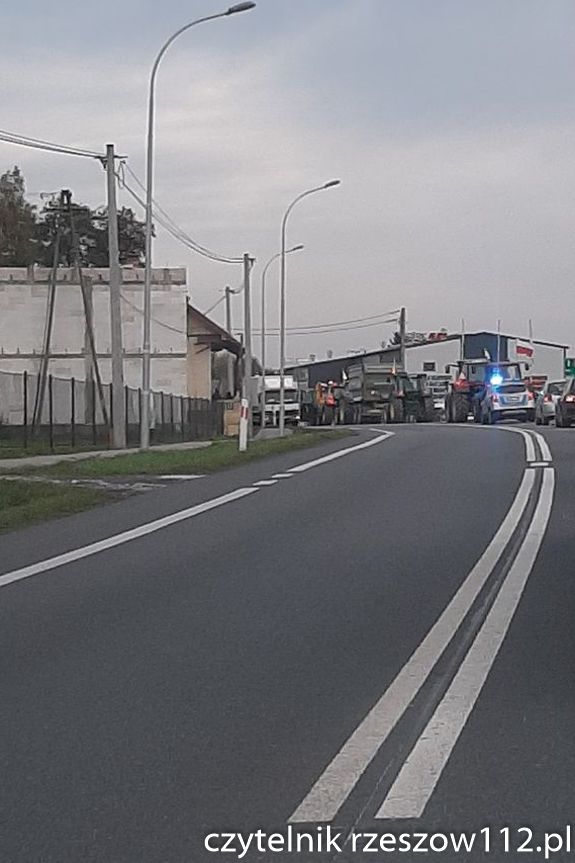 Rzeszów. Traktory rolnicze blokują miasto Relacja NA ŻYWO